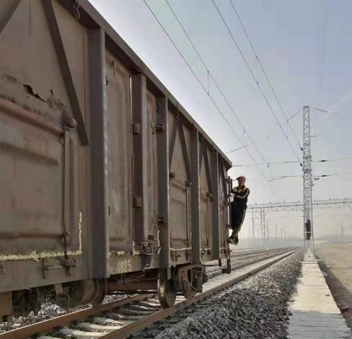 360截图1644080896102101.png